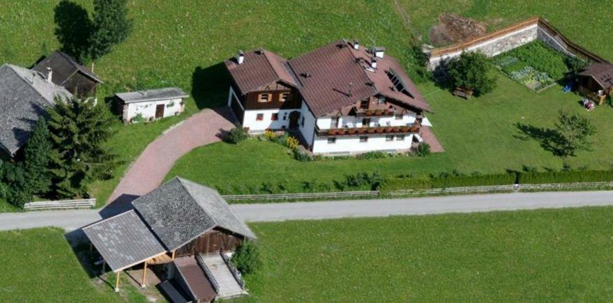 Ferienhaus-Gruenfelder ルゾーン エクステリア 写真